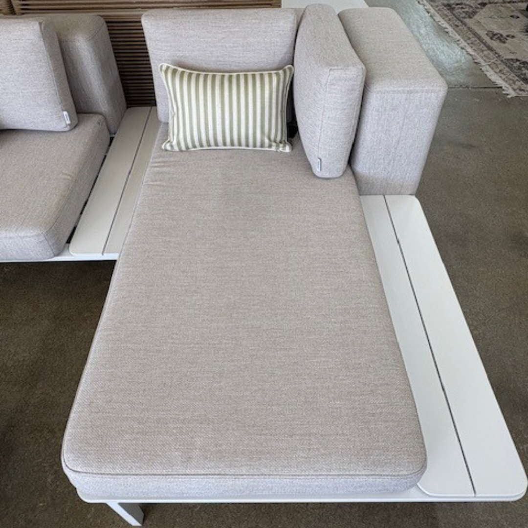 4 PCE BALI LOUNGE  SETTING