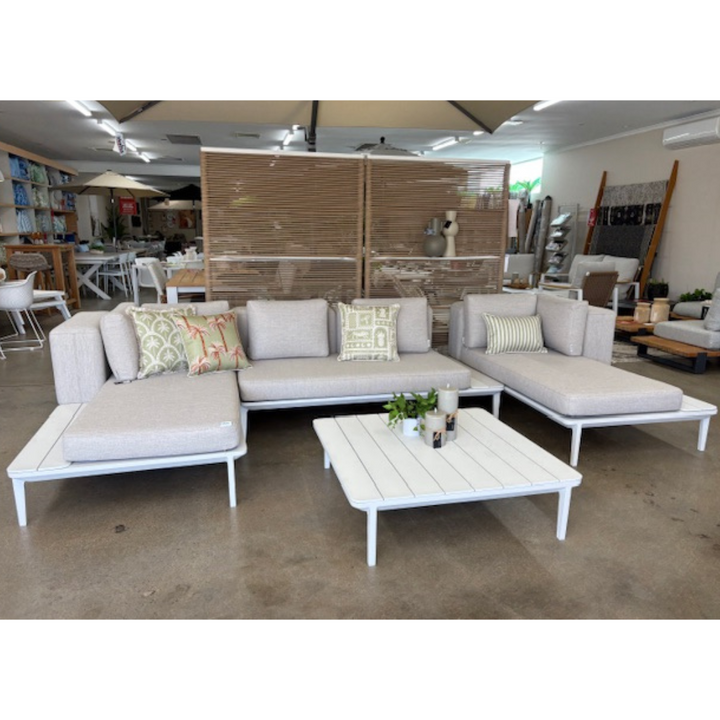 4 PCE BALI LOUNGE  SETTING