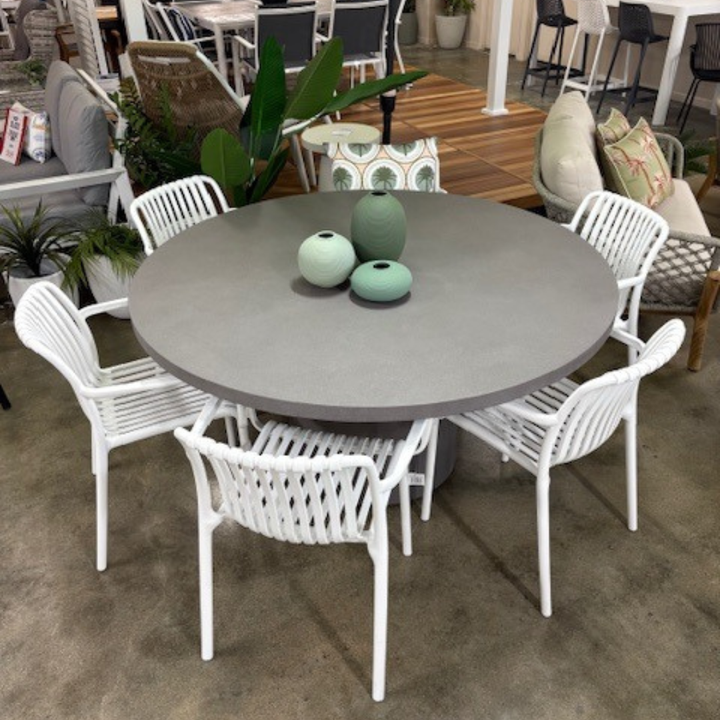 Tarrant & Voyage Dining Setting 7 pce