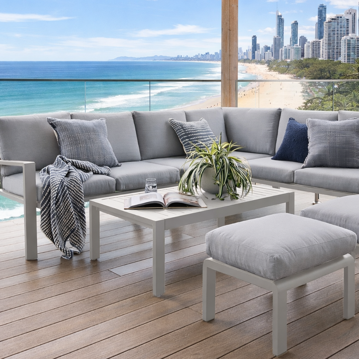 CARRINGTON CORNER CASUAL SETTING