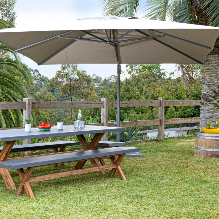 Acapulco Cantilever Umbrella