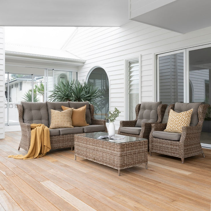 Barcelona Lounge Setting