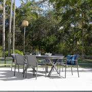TANGO EXTENSION TABLE & CHIC CHAIR SETTING