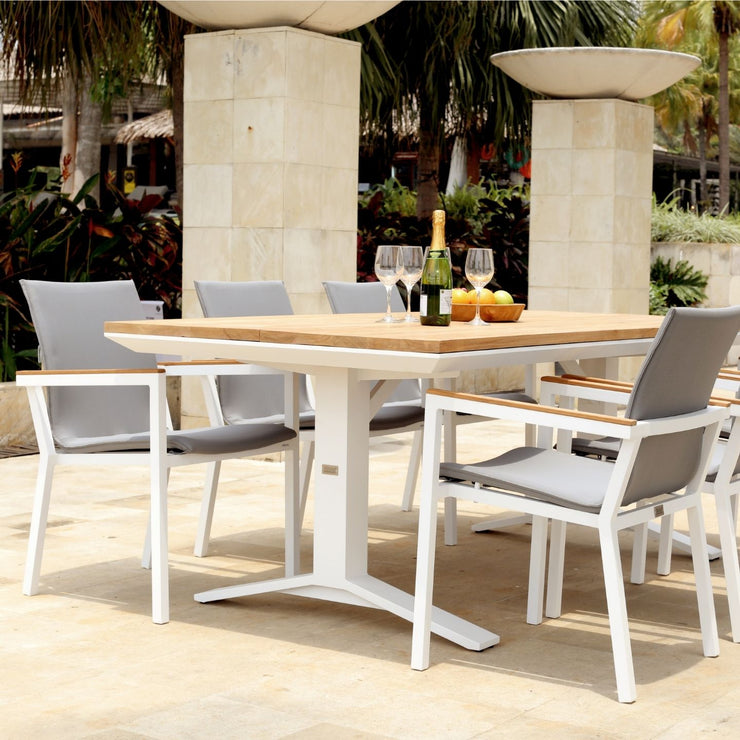 Stockholm & Felice Dining Setting