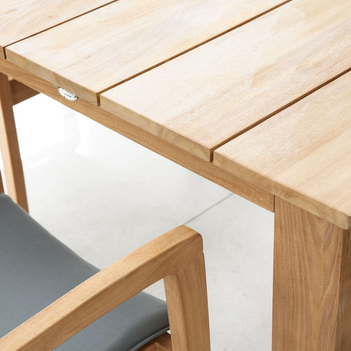 Brooklyn and Verona Dining Setting
