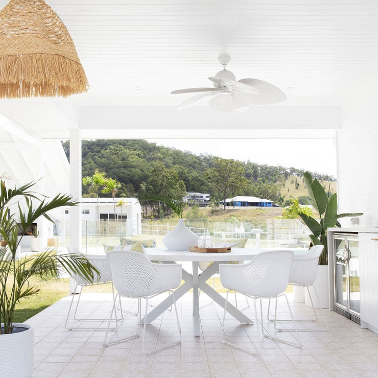 Sonic & Laguna Dining Setting